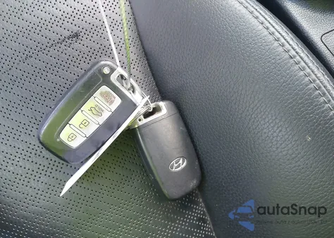 2015 Hyundai Genesis 3.8 Ultimate из США, поврежденный, VIN KMHHU6KJ2FU123585